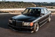 В США на аукцион выставили Mercedes-Benz 560 AMG 1989 года
