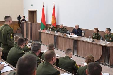 Лукашенко: я не могу сам себя наградить, даже если заслуживаю