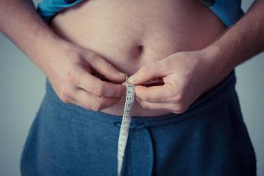 Врачи: лишний вес у мужчин может привести к бесплодию