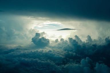 Ученые предсказали исчезновение облаков и резкое потепление