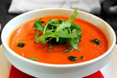 Эксперты назвали идеальный суп, нормализующий кровяное давление