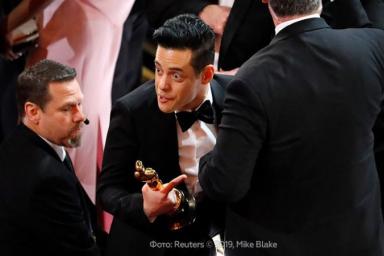 Звезда «Богемской рапсодии» упал со сцены с «Оскаром» в руках