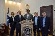 Библиотеку им. Горького предлагают переименовать. И назвать её в честь Радзивилла Черного