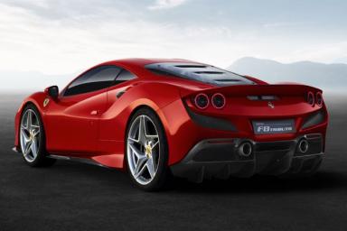 Ferrari показала новый суперкар Ferrari F8 Tributo