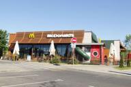 В Витебске к Макдональдсу выезжали спецслужбы. Узнайте почему