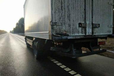 В Белыничском районе водитель Volkswagen уснула и столкнулась с грузовиком
