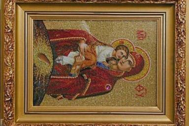 В церкви Кобринского района сгорела икона, которую прихожанки на руках принесли из Почаево