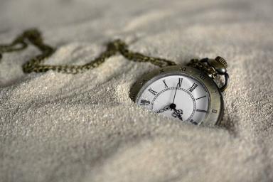 Ученые изобрели часы, способные предсказать дату смерти владельца