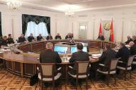 Лукашенко рассказал об опасности информационных потоков 