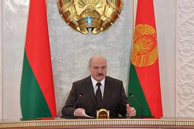 Лукашенко: у нас не диктатура, а полная демократия, которой ни в одной стране мира нет