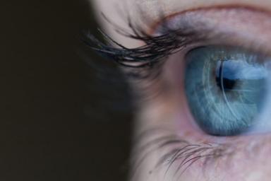 Медики объяснили, как сканирование глаз поможет выявить болезнь Альцгеймера до появления симптомов