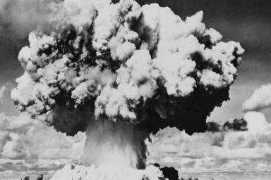 Первый взрыв ядерной бомбы показали на отреставрированном видео