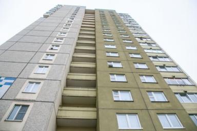В России молодая мать выбросила 2-летнего ребенка из окна 9 этажа