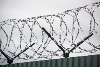 Беларусь депортирует мужчину в Иран, где ему грозит смертная казнь