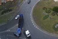 Отцепившийся от МАЗа прицеп протаранил внедорожник в Пинске