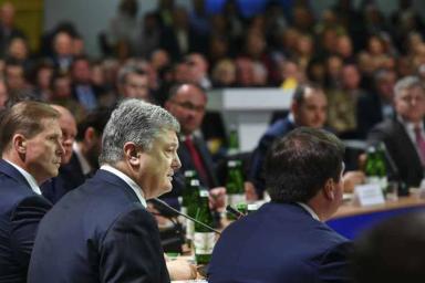 Президент с «нулевой легитимностью»: от Порошенко уходят сторонники