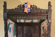 В Англии на парковке отеля нашли кровать короля Генриха VII