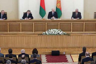 Лукашенко: в Орше мы потеряли почти половину правительства
