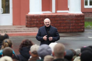 Лукашенко ознакомится с подготовкой к весенне-полевым работам в Могилевской области