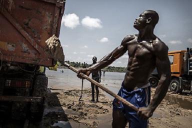 Обвал шахты в Конго: множество жертв и раненых 