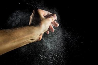 Ученые назвали неожиданную опасность домашней пыли