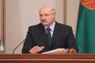 Лукашенко потребовал навести порядок на «Гомсельмаше» и существенно улучшить качество продукции