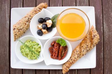 Диетологи назвали продукты, которые противопоказано есть на завтрак