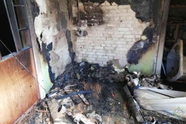 Пожар в поселке Новоколосово: военные спасли 6 человек