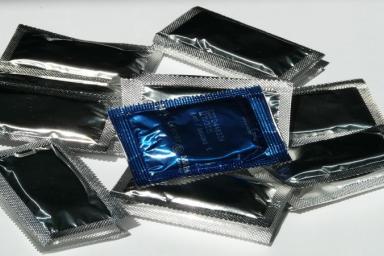 Мужчина украл из аптеки 11 пачек презервативов