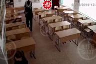 Педагог-депутат домогался школьницу 