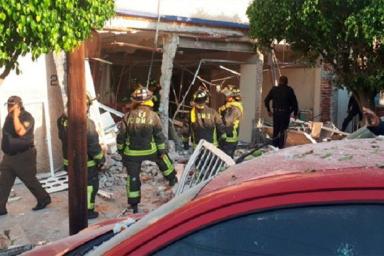 В Мехико взорвалась частная клиника 