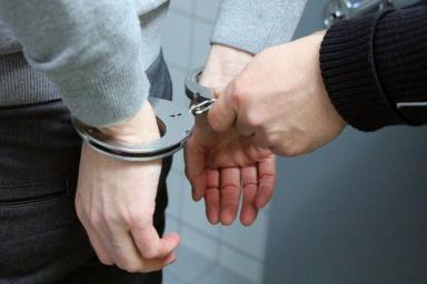 В Швеции обнаженный полицейский задержал наркодилера в сауне