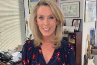 Зритель помог известной телеведущей распознать рак и спас ее