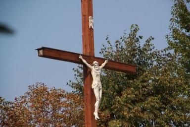 В Куропатах сносят кресты