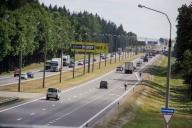 Около 1,7 тыс. деревьев и 31,8 тыс. кустарников высадят вдоль МКАД весной