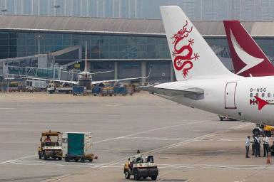 Самолет с 317 пассажирами совершил аварийную посадку на Тайване