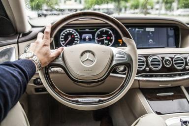 Mercedes-Benz представит новый GLS в Нью-Йорке