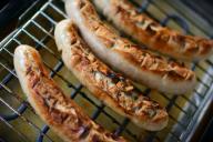 Ученые выяснили из чего состоят сосиски