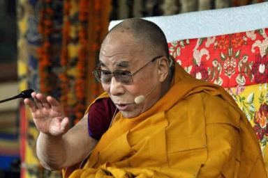 Далай-ламе приказали перерождаться по китайским законам