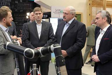 Лукашенко – айтишникам: Мне очень важно уйти отсюда с каким-то вашим поручением