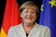 Меркель пока не планирует встречу с Зеленским