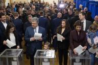 Раскрыты тайные имена семьи Порошенко для выезда из Украины