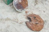 В Гомеле строители обнаружили на набережной предметы, похожие на элементы пулемета