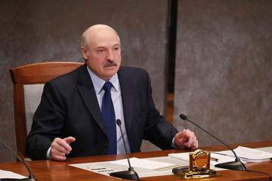 Лукашенко прокомментировал снос крестов в Куропатах