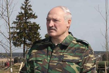 Лукашенко призвал отдельных российских политиков не страдать по поводу его заявлений о суверенитете