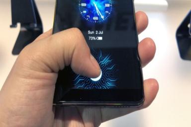Nokia 9 PureView разблокировали пачкой жвачки