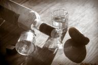 Пенсионерка из Дятловского района заявила в милицию о краже самогона. К ней возникли вопросы