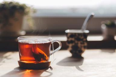 5 альтернативных способов использования чайных пакетиков в быту