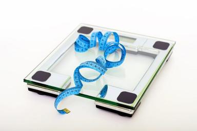 Ученые: люди с низким уровнем достатка больше склонны к ожирению