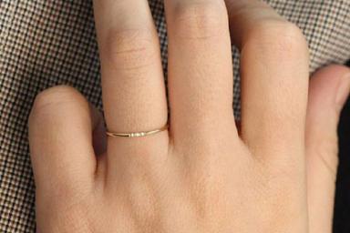 Невесту затравили: у нее было маленькое помолвочное кольцо